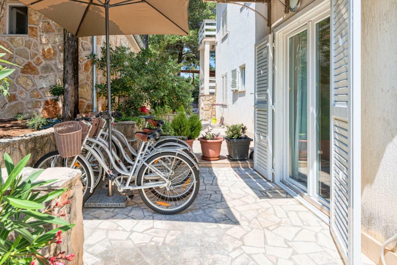 Apartments Tamar Йелса Екстериор снимка